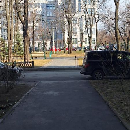 Cozy Apartment On Nezalezhnosti Avenue Charków Zewnętrze zdjęcie