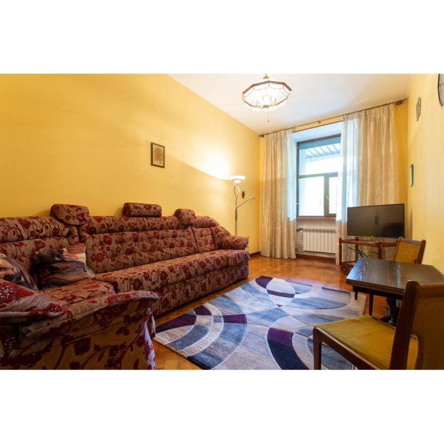 Cozy Apartment On Nezalezhnosti Avenue Charków Zewnętrze zdjęcie